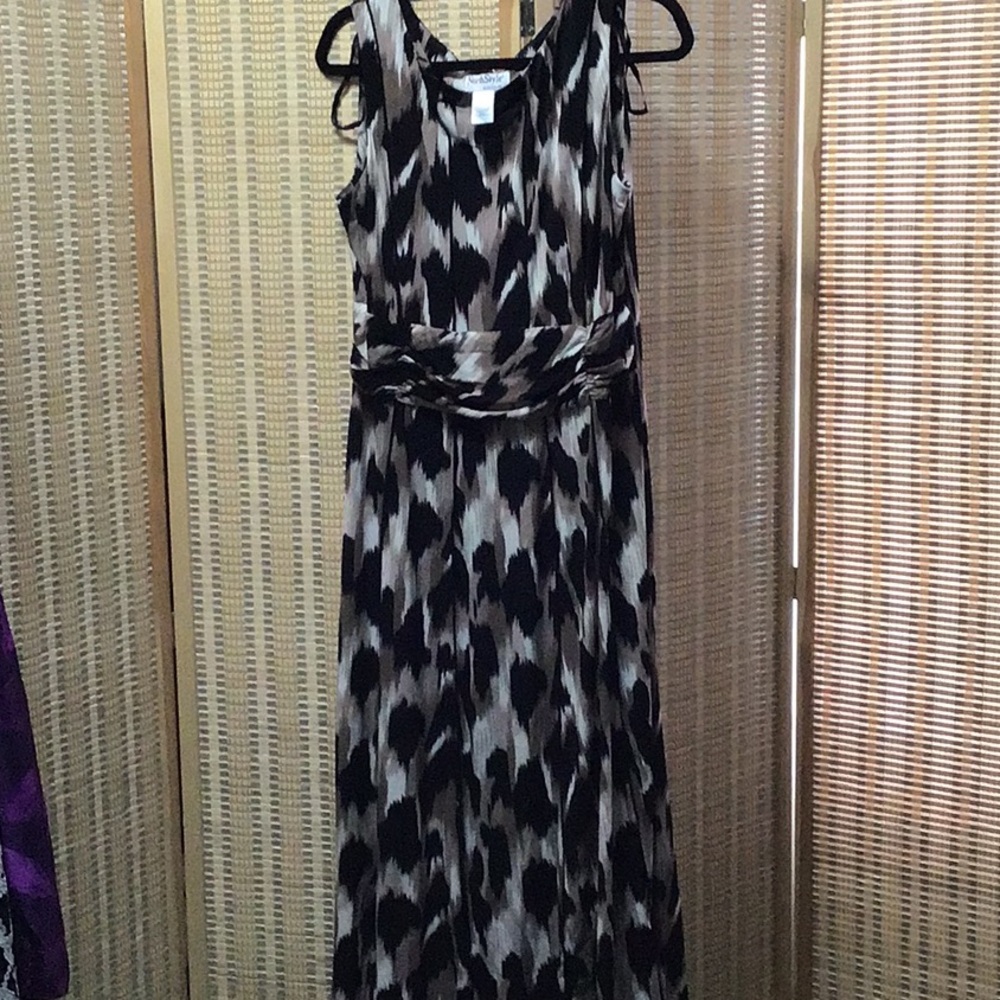 Beautiful long length dress new never worn black taupe and cream colors